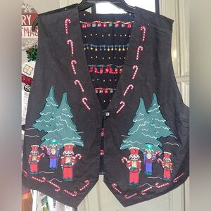 Karen Scott Vintage Reversible Holiday Vest with Nutcracker Design Sz Large
